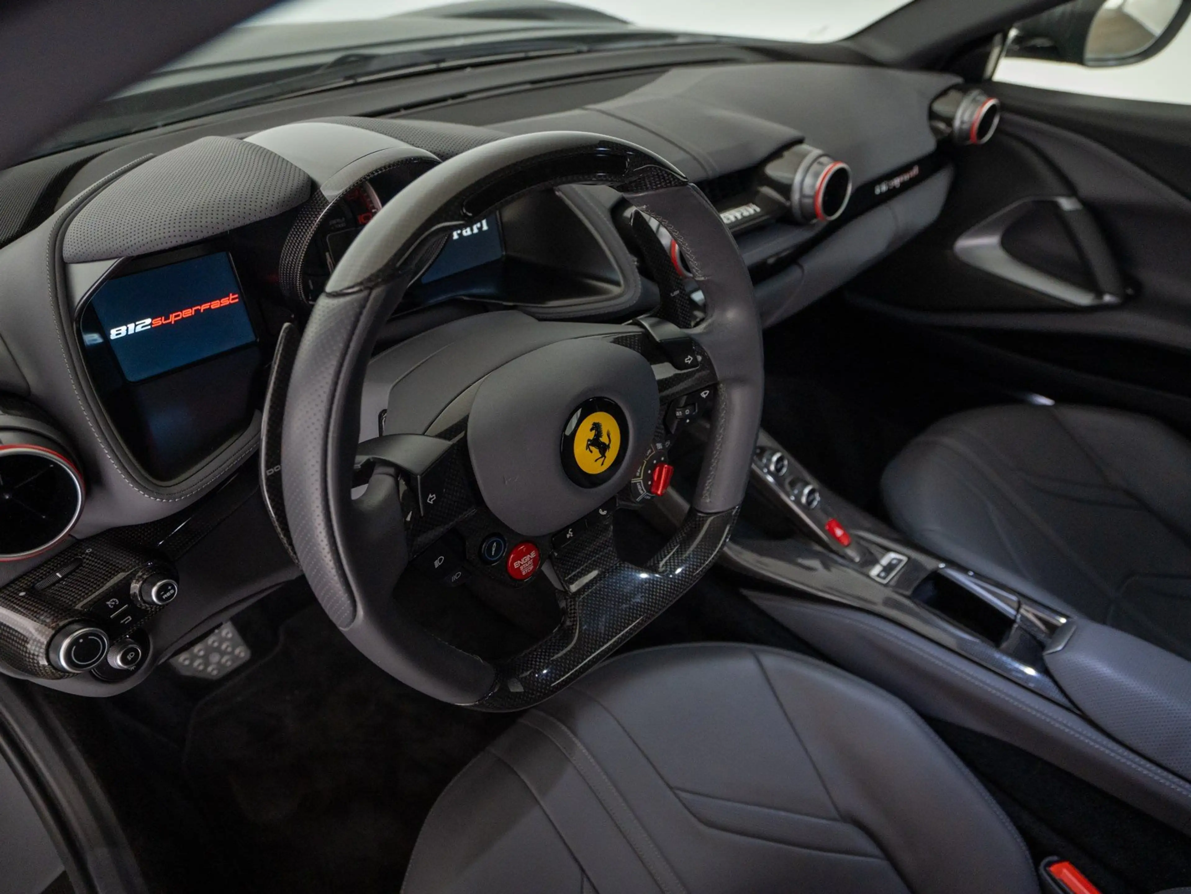 Ferrari 812 Superfast FERRARI SINGEN — photo 10