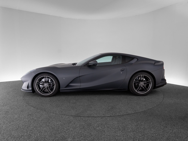 Ferrari 812 Superfast FERRARI SINGEN — photo 5