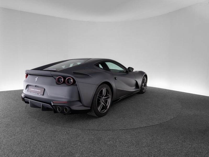 Ferrari 812 Superfast FERRARI SINGEN — photo 9