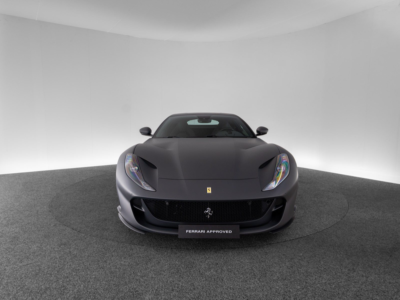 Ferrari 812 Superfast FERRARI SINGEN — photo 2