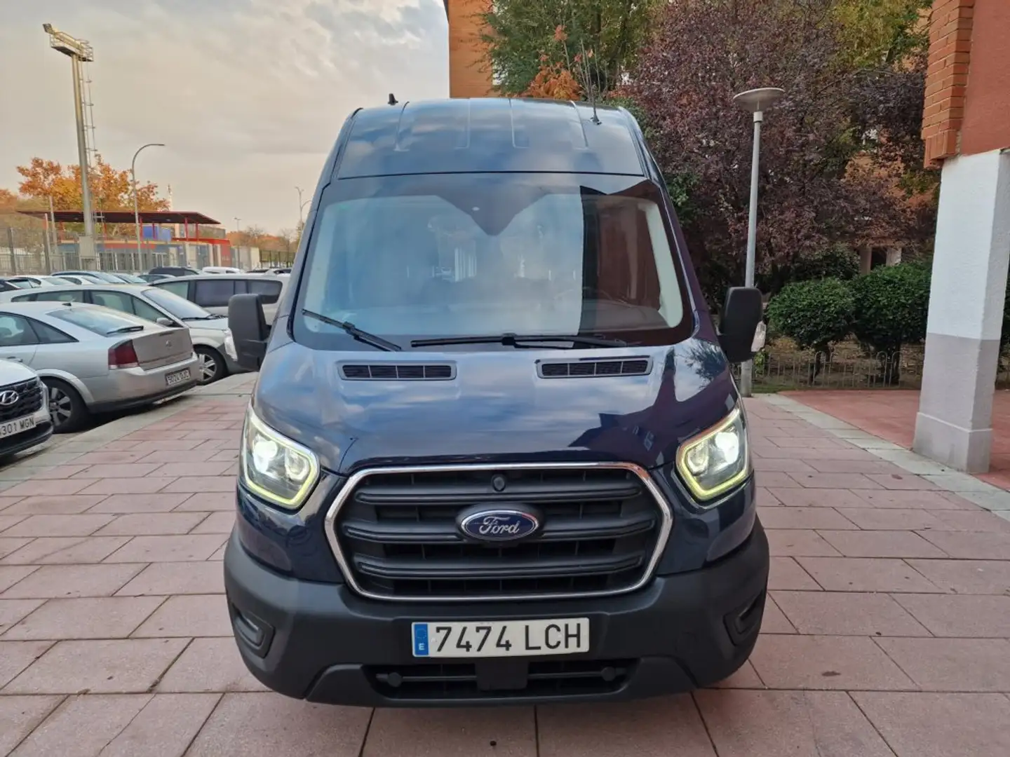 Ford Transit FT 350 L3 Kombi Ambiente 130 Blauw - 2