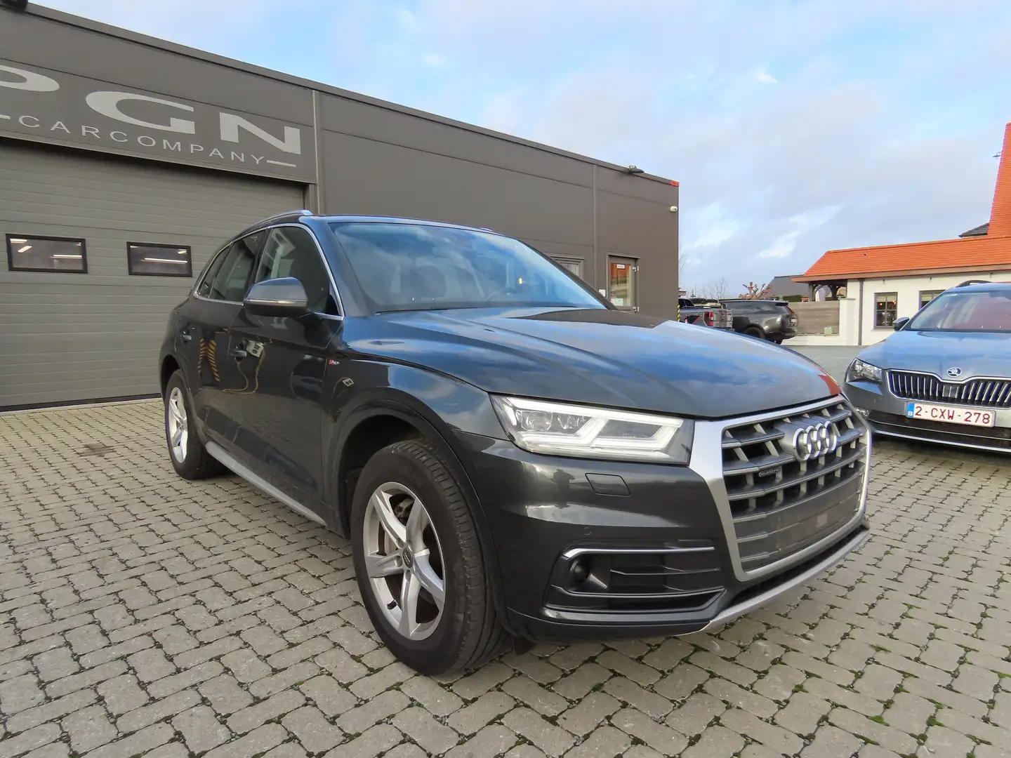 Audi Q5 Q5 2.0 TFSI quattro S tronic sport Gris - 1