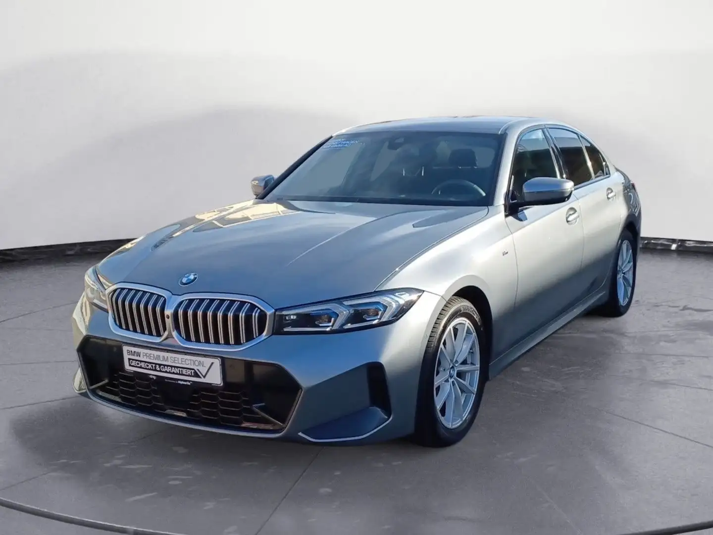 BMW 320 i Automatik *M-Sportpaket*AHK*DAB*LED*HIFI*HU Grau - 2
