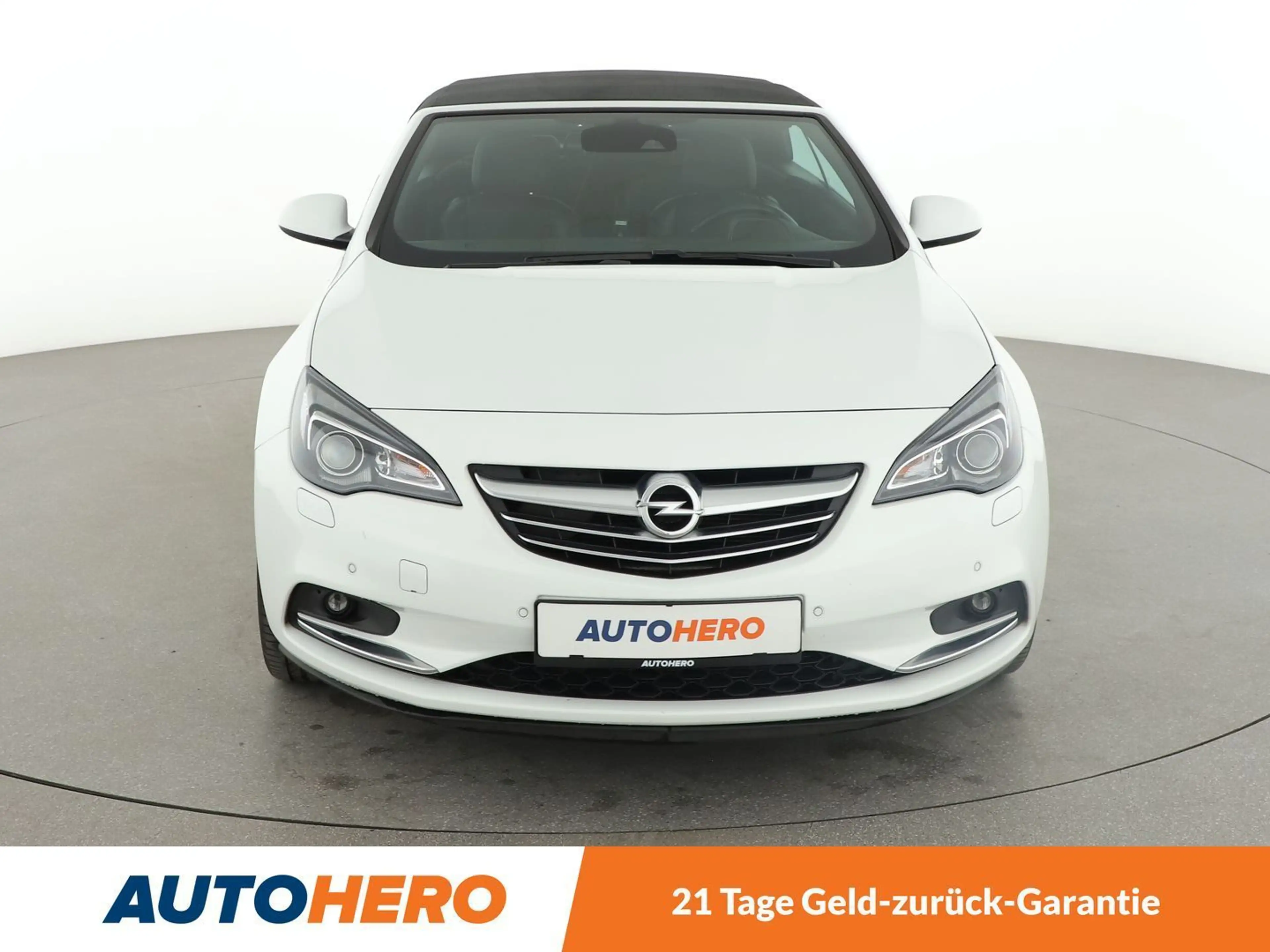 Opel Cascada 1.6 SIDI Turbo Ultimate Aut.*NAVI*CAM* — photo 9