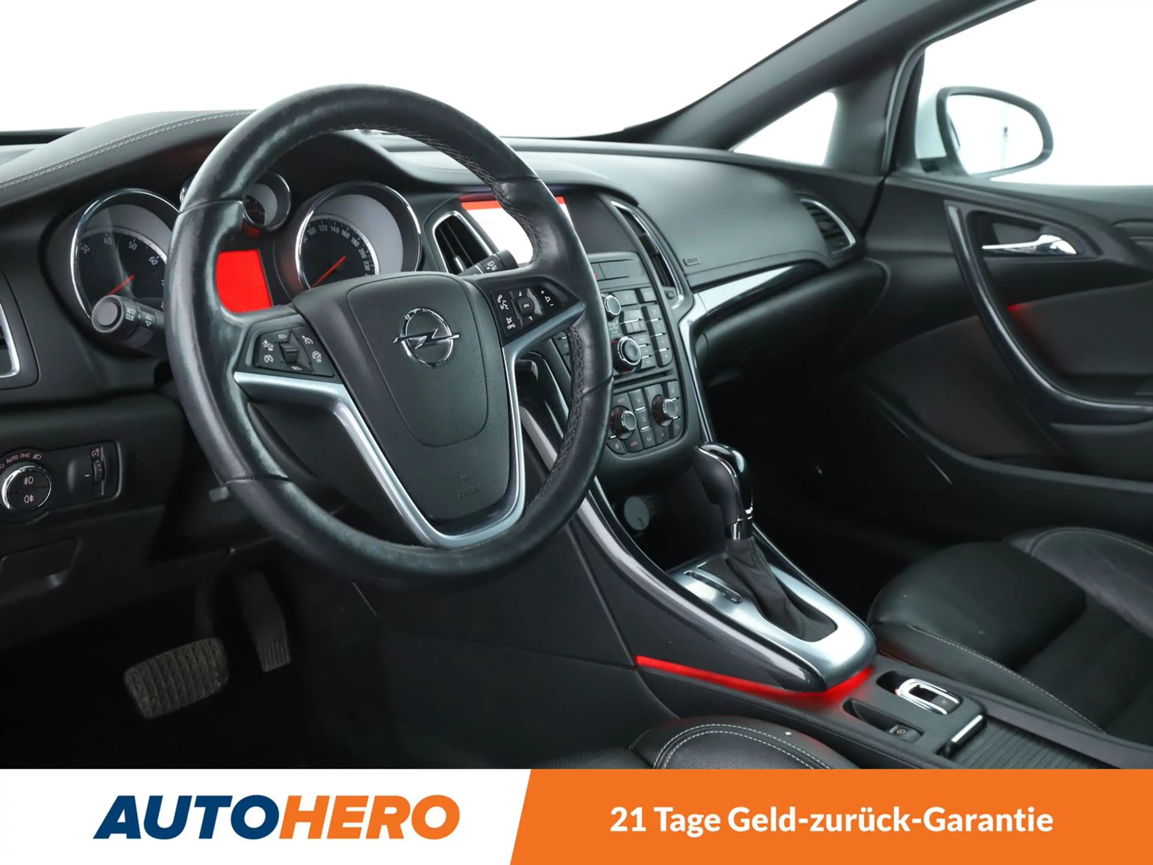 Opel Cascada 1.6 SIDI Turbo Ultimate Aut.*NAVI*CAM* — photo 11