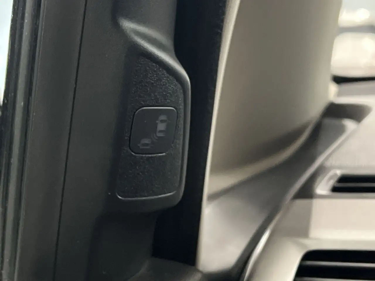 Honda Odyssey снимка Honda Odyssey