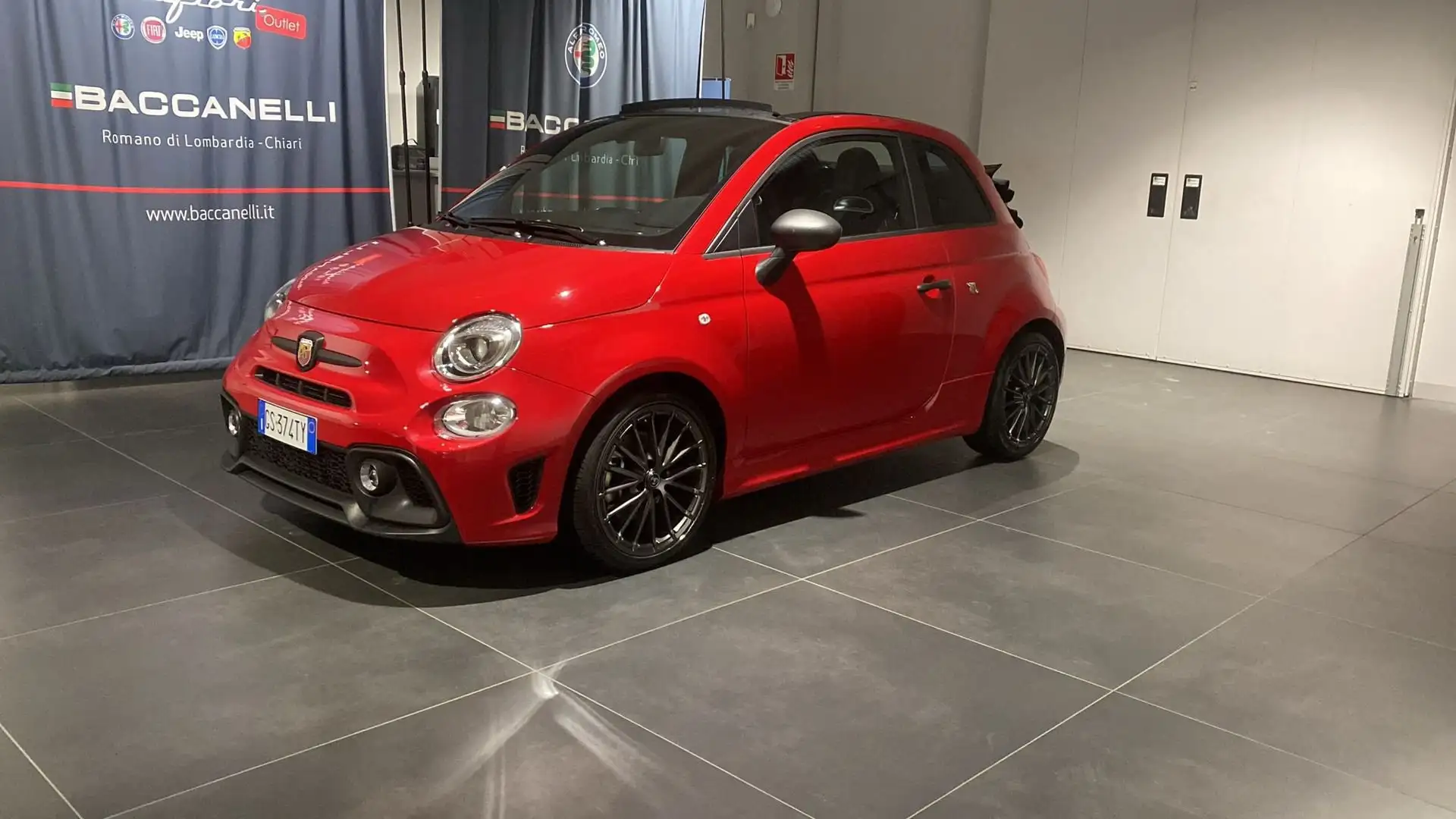 Abarth 595C 595 C 1.4 Turbo T-Jet 165 CV Roşu - 1