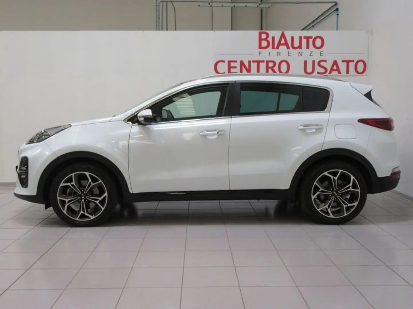 Kia Sportage 1.6 CRDI 136 CV DCT7 2WD Mild Hybrid GT Line Bianco - 2