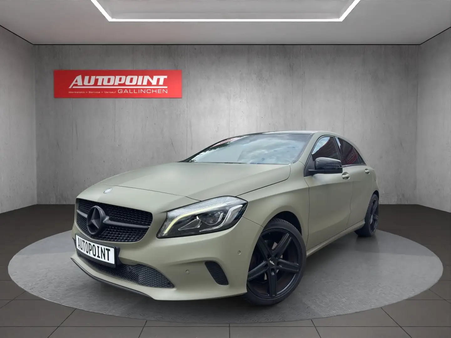 Mercedes-Benz A 180 A -Klasse A 180 BlueEfficiency Style Folie Vert - 1