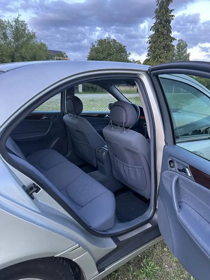 Mercedes-Benz C 180 Elegance, foto 7
