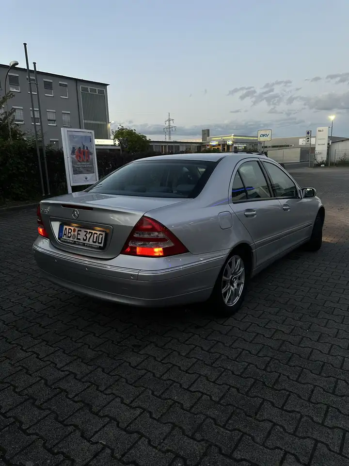Mercedes-Benz C 180 Elegance, foto 12