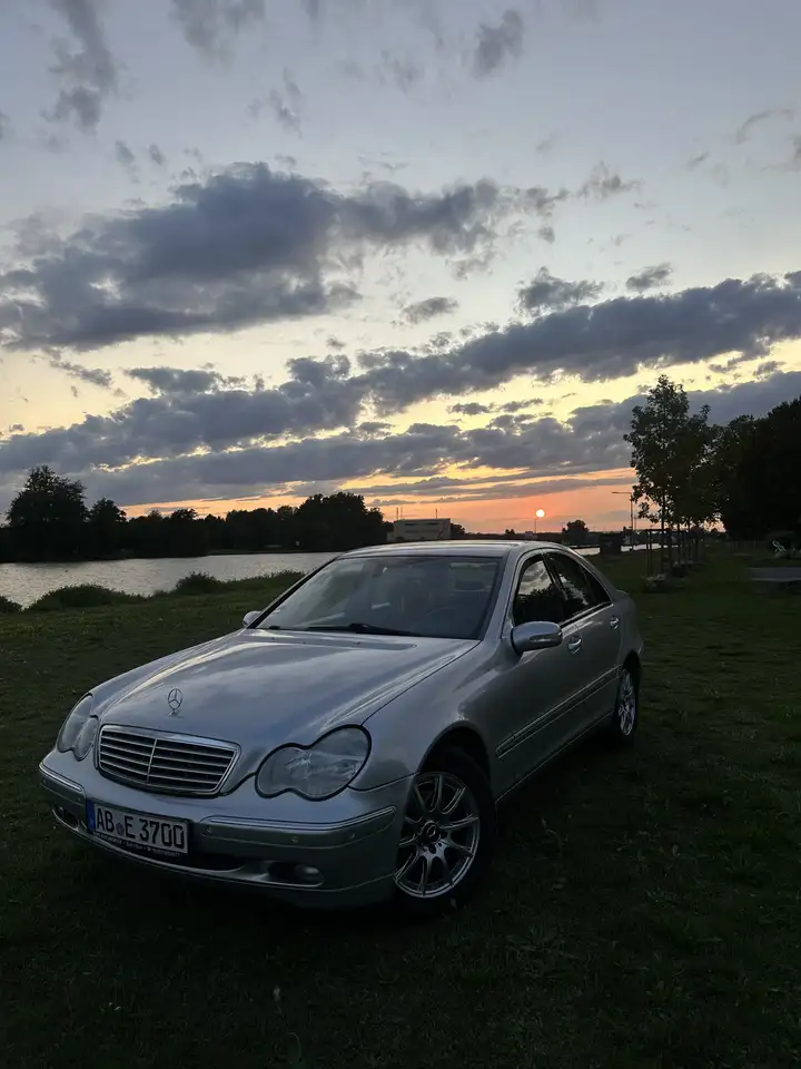 Mercedes-Benz C 180 Elegance, foto 10