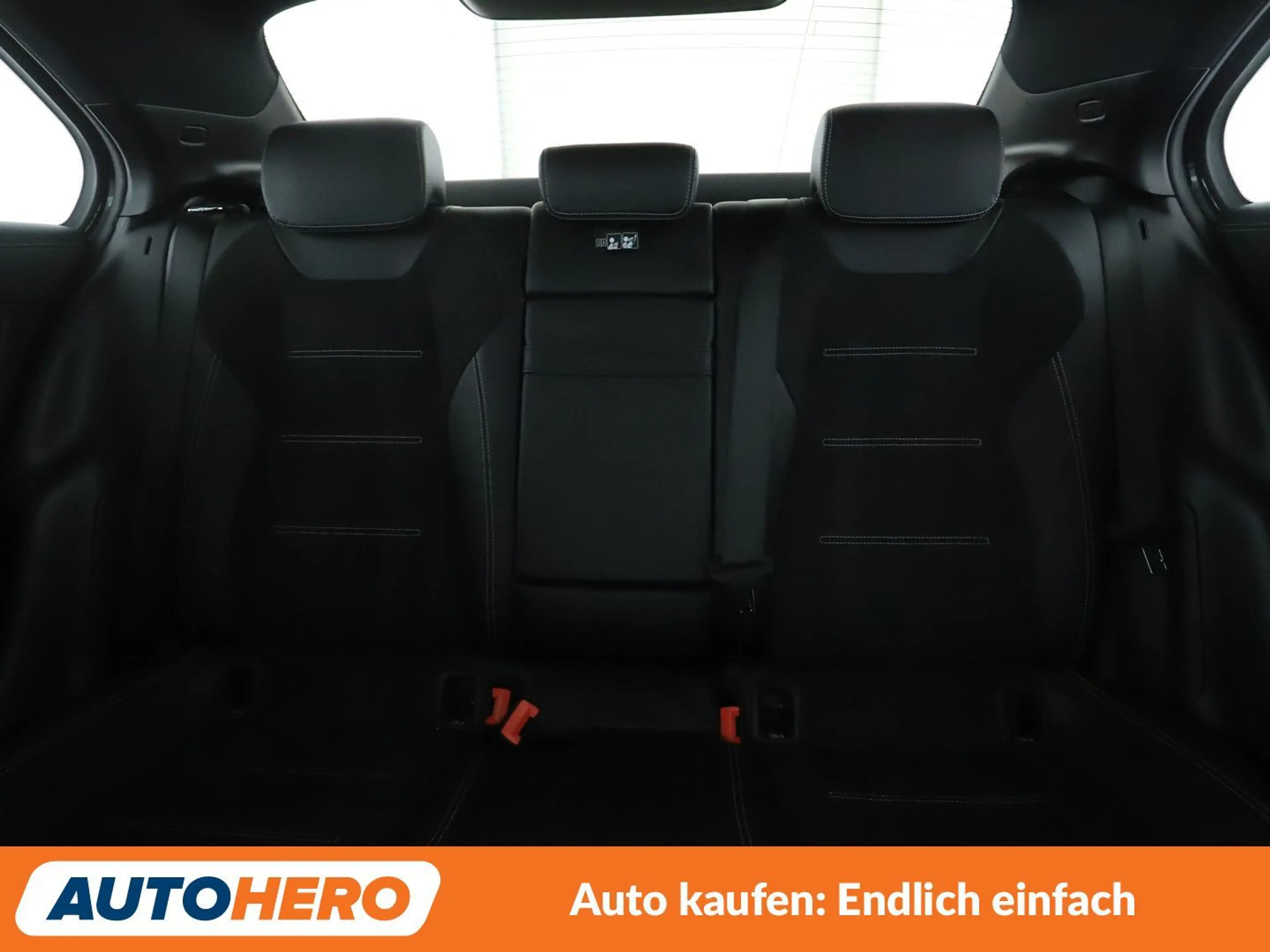 Mercedes-Benz A 200 A 200 Edition 2020 AMG Line Aut.*TEMPO*PDC*SHZ* — photo 10