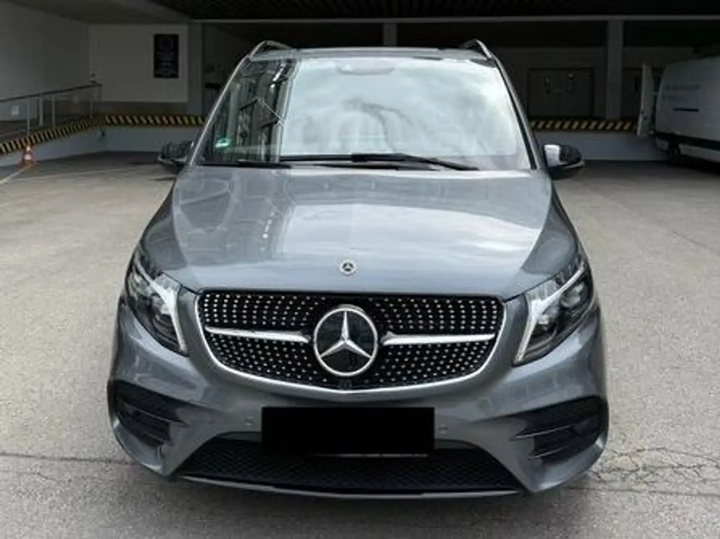 Mercedes-Benz V 300 V 300 d lang 9G-TRONIC Avantgarde Edition 2023 Argintiu - 1