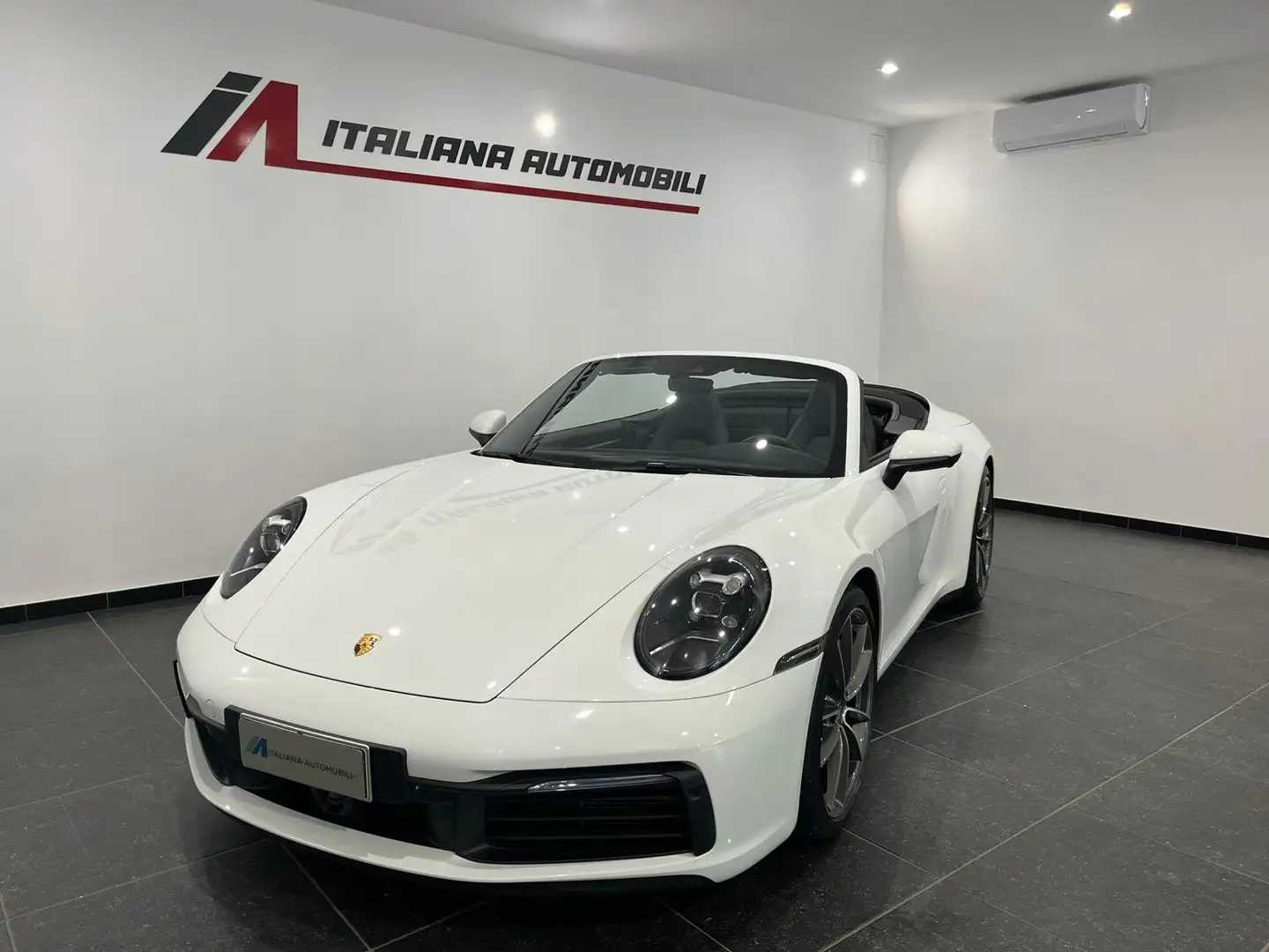 Porsche 911 911 Carrera 992 Cabrio 3.0 Carrera auto Blanc - 1