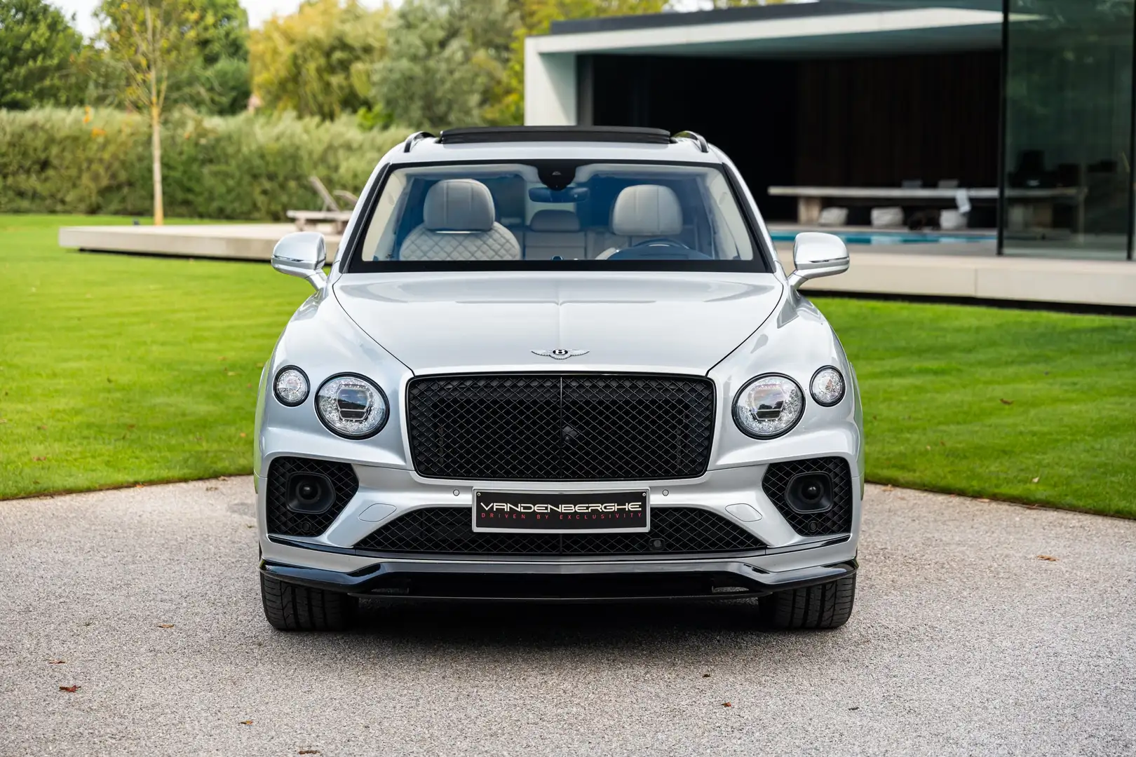 Bentley Bentayga 4.0 V8 FIRST EDITION MULLINER/1 OWNER/NAIM/CARBON Argent - 2