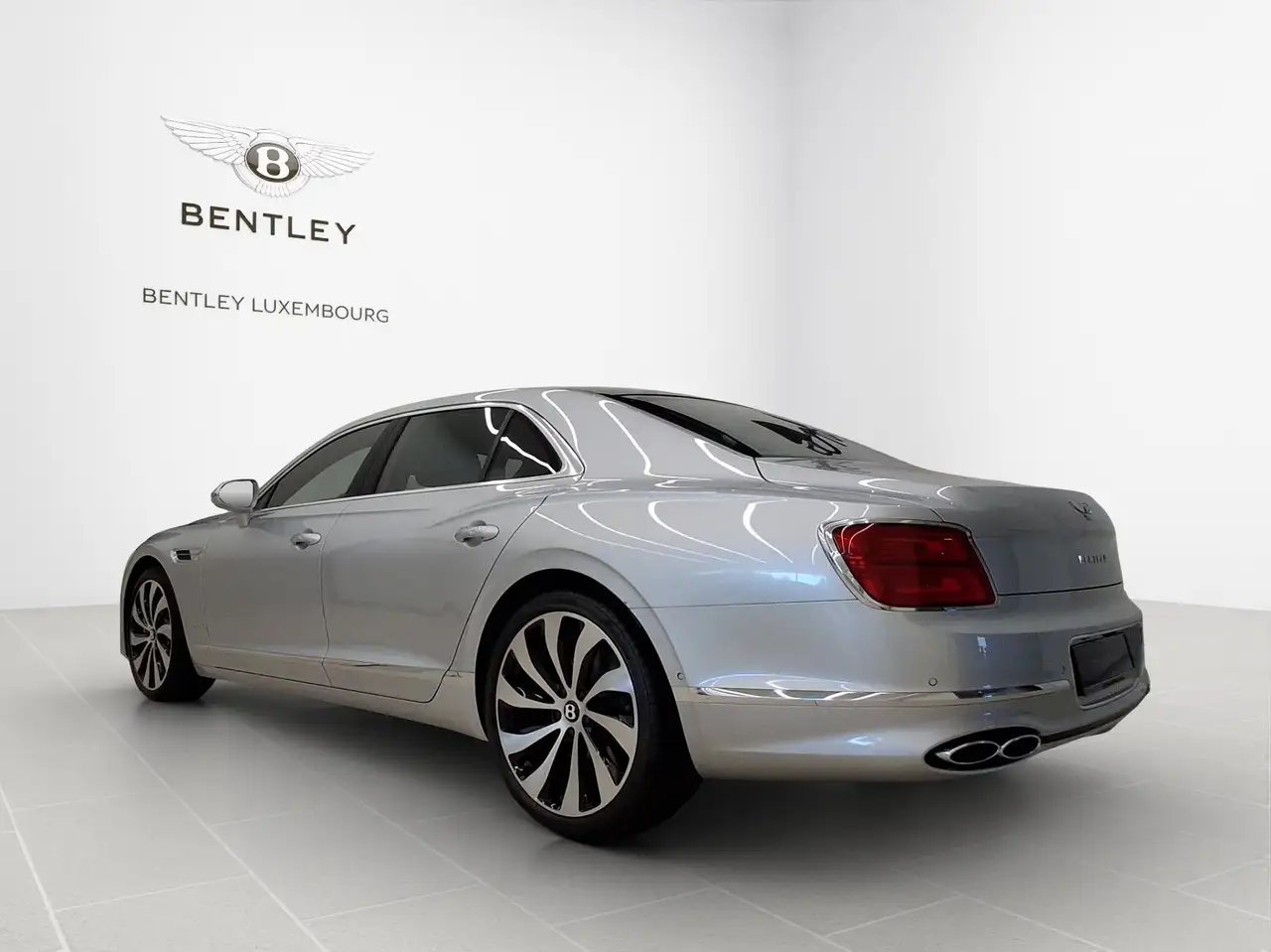 Bentley Flying Spur 2025
