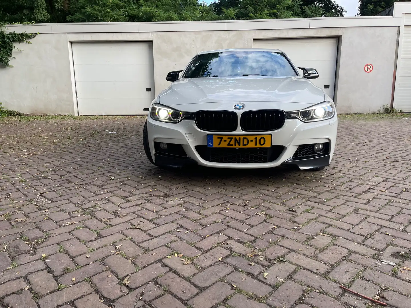 BMW 316 316 Executive m sport Beyaz - 1