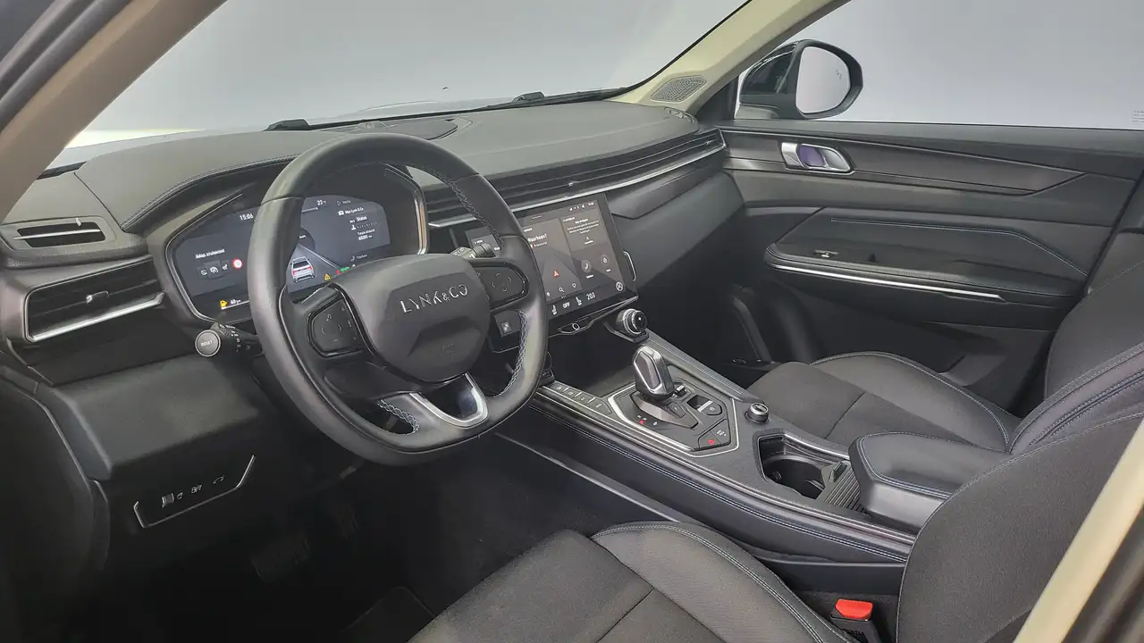 Lynk & Co 01 PHEV | Automaat | 2022 | 65.301 km | MegaStock!! | Full Option | Key Less | Cam. 360 | Led 11