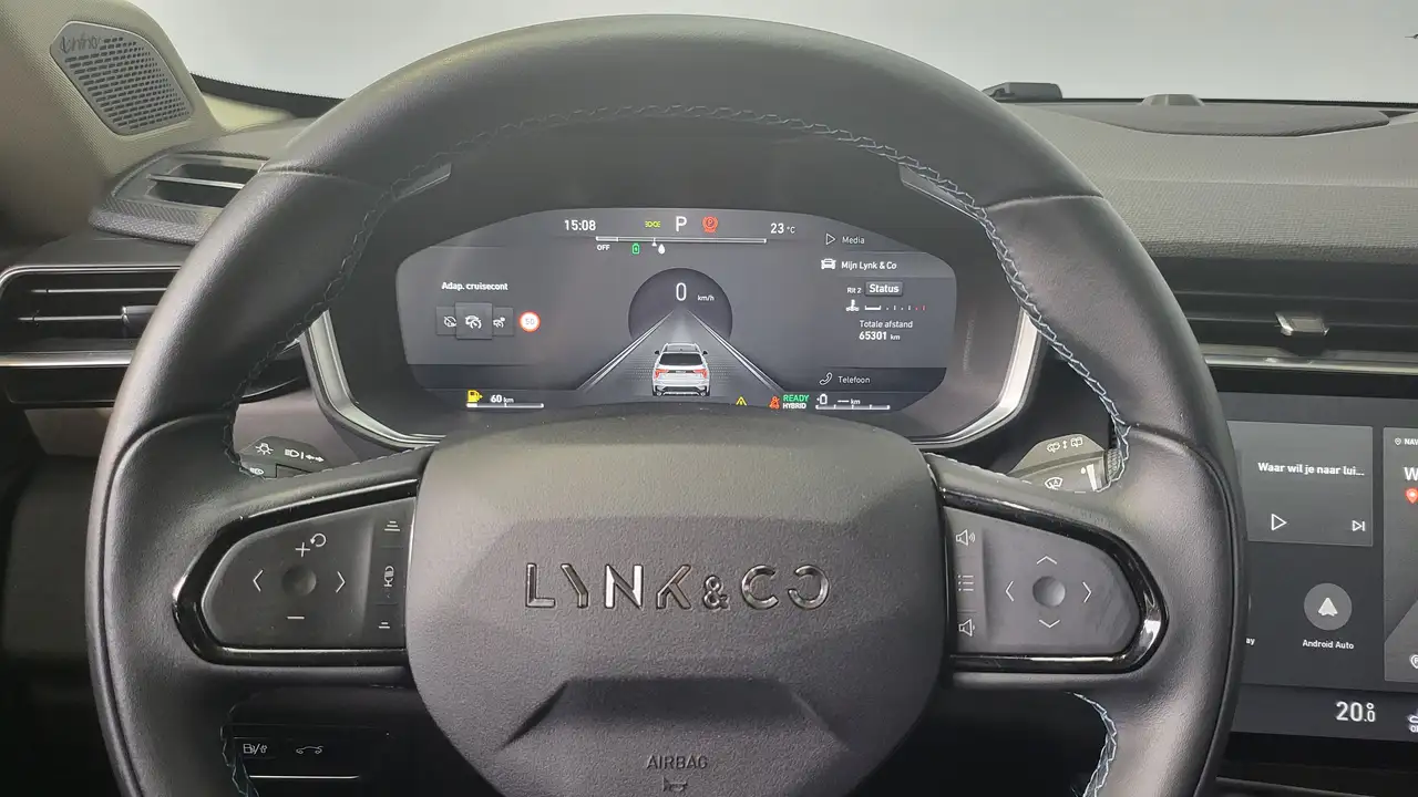 Lynk & Co 01 PHEV | Automaat | 2022 | 65.301 km | MegaStock!! | Full Option | Key Less | Cam. 360 | Led 15