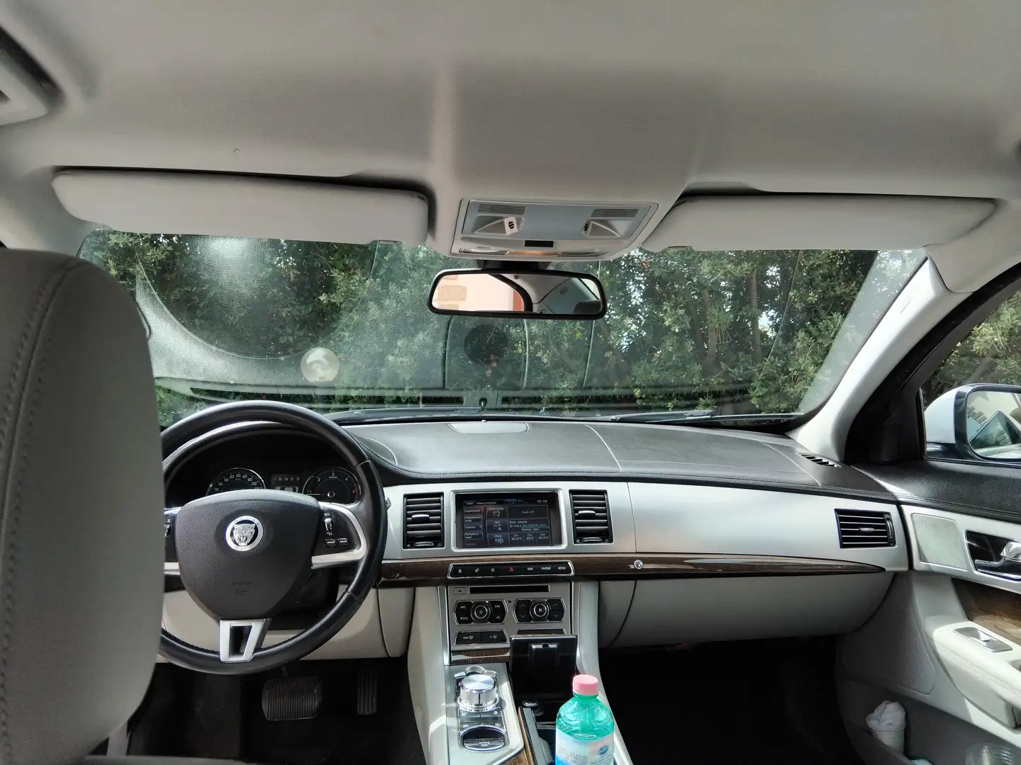 Jaguar XF XF 3.0d V6 Luxury auto Argento - 1