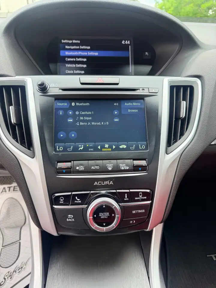 Acura TLX снимка Acura TLX