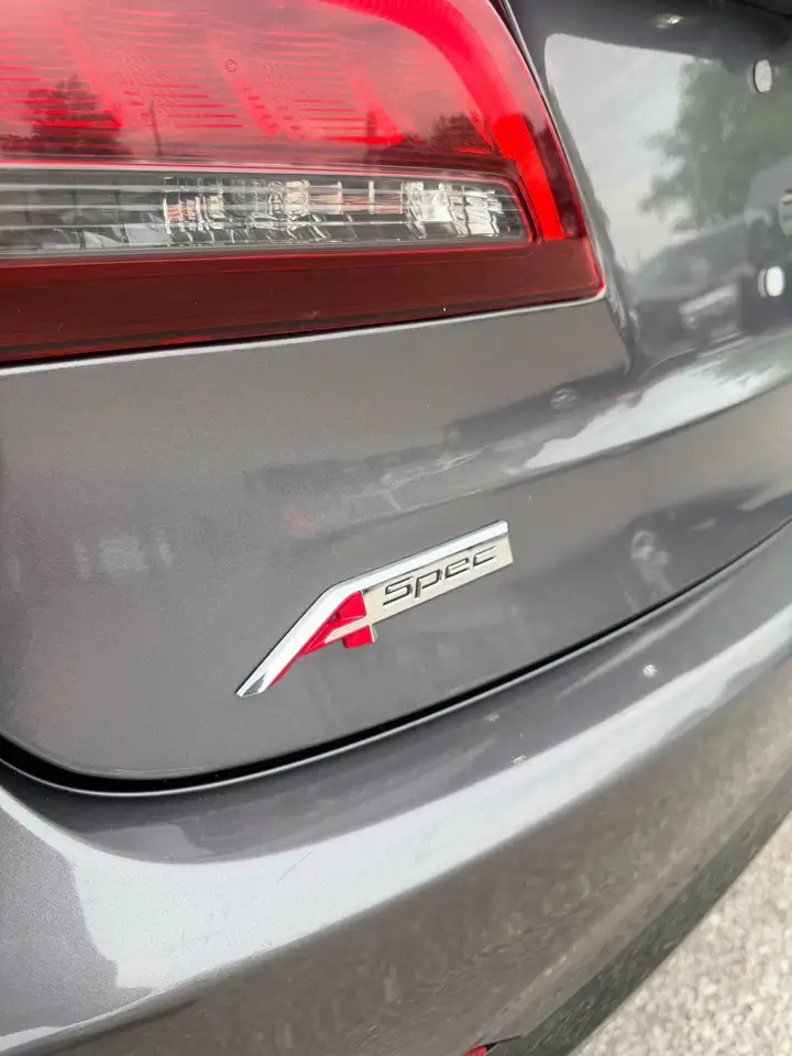Acura TLX снимка Acura TLX