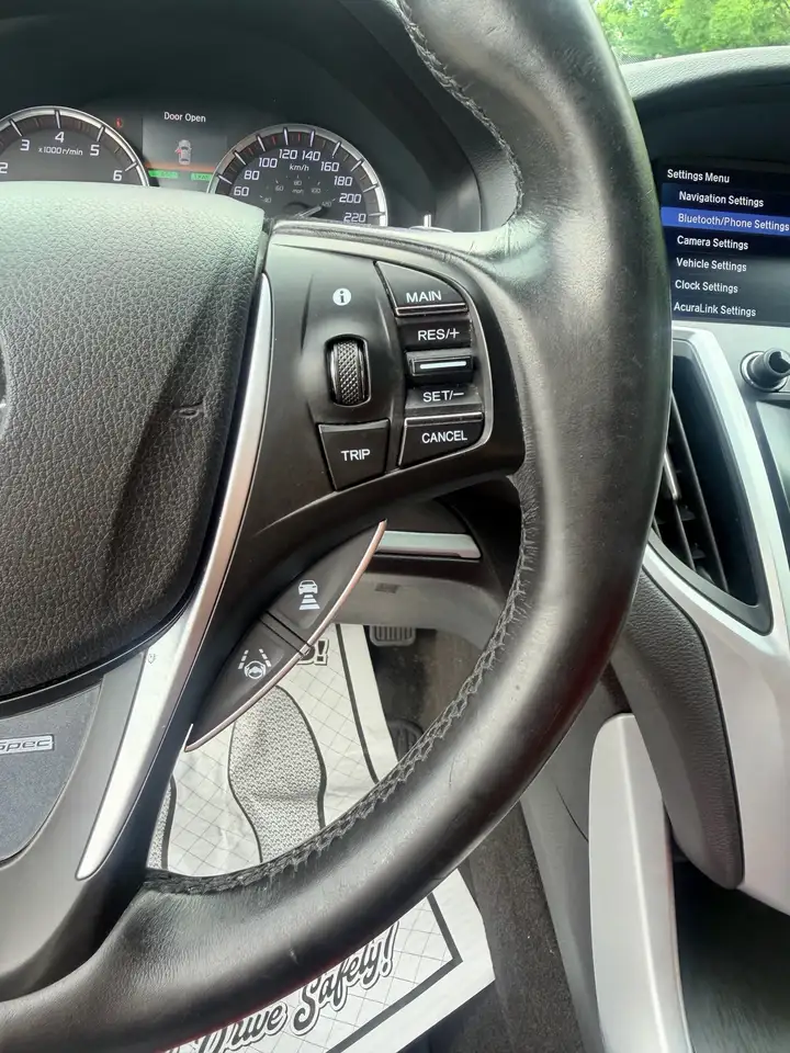 Acura TLX снимка Acura TLX