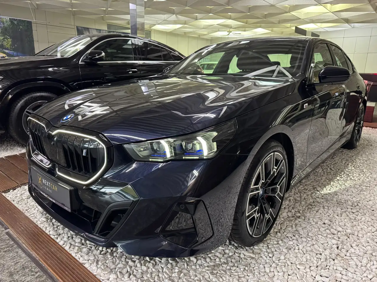 BMW i5