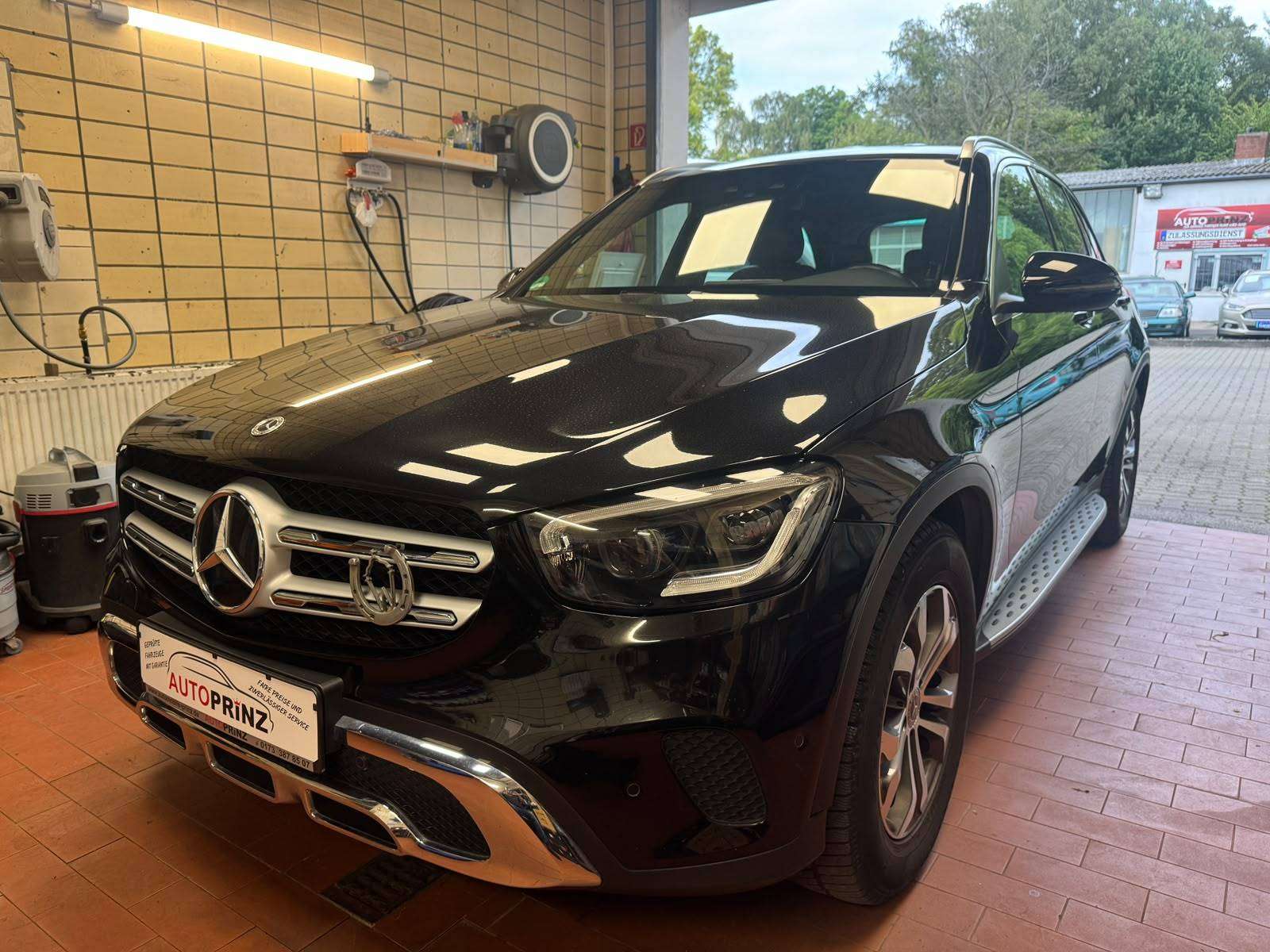 Mercedes-Benz GLC 220