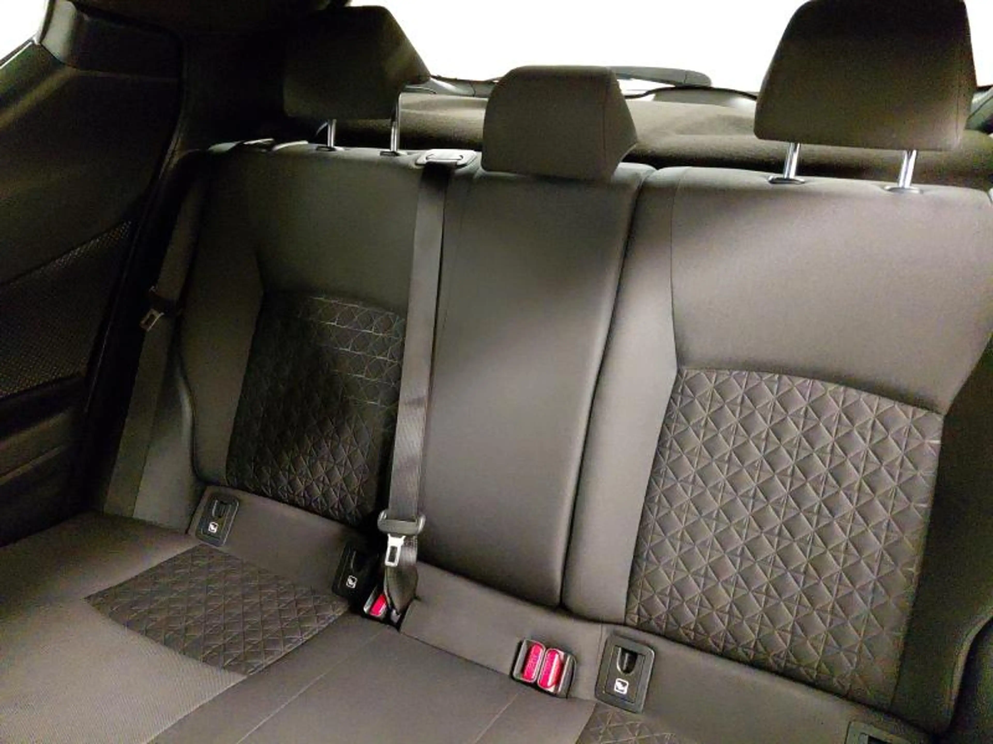 Toyota C-HR C-LUB BI-TONE — photo 16