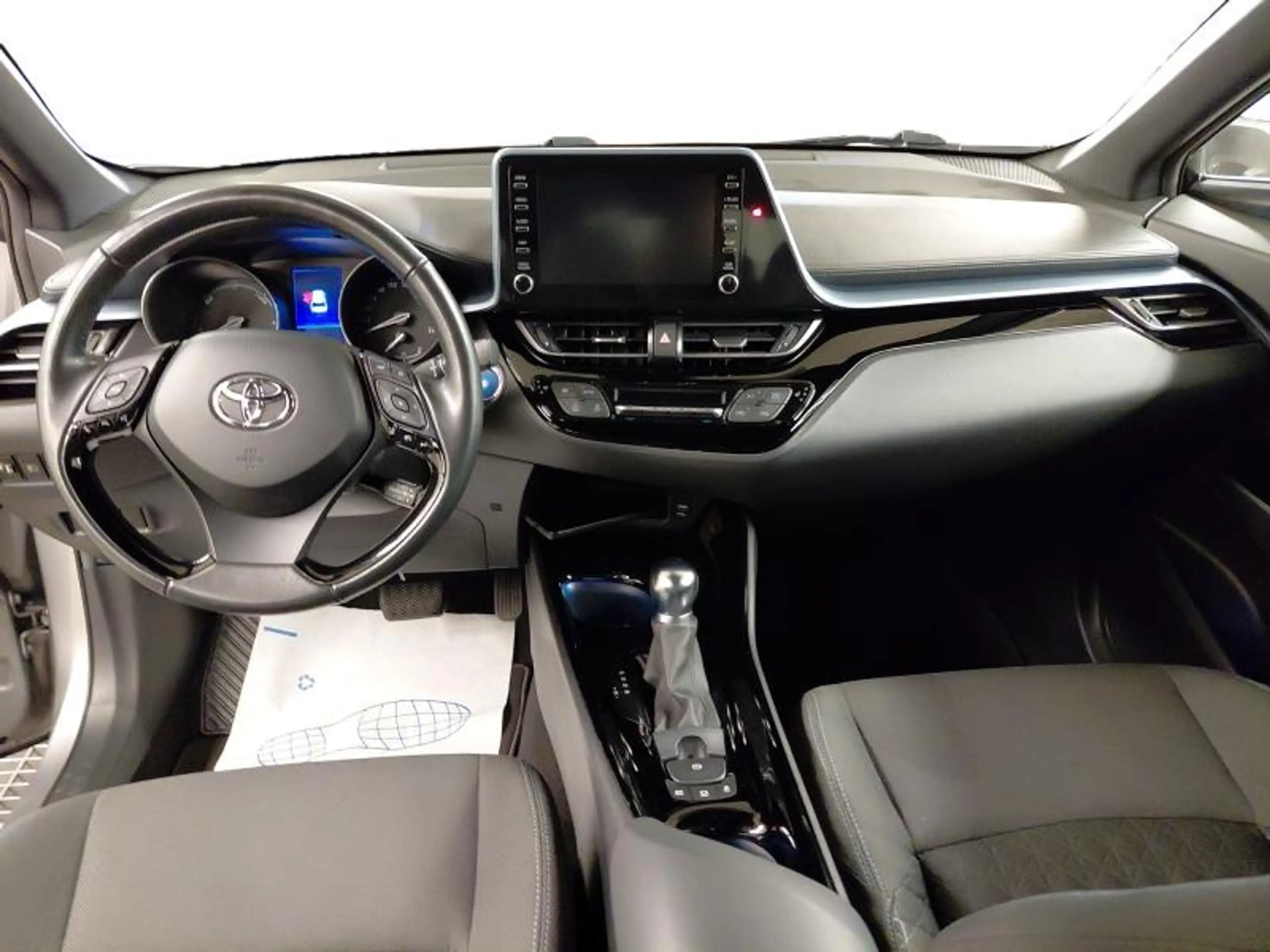 Toyota C-HR C-LUB BI-TONE — photo 12