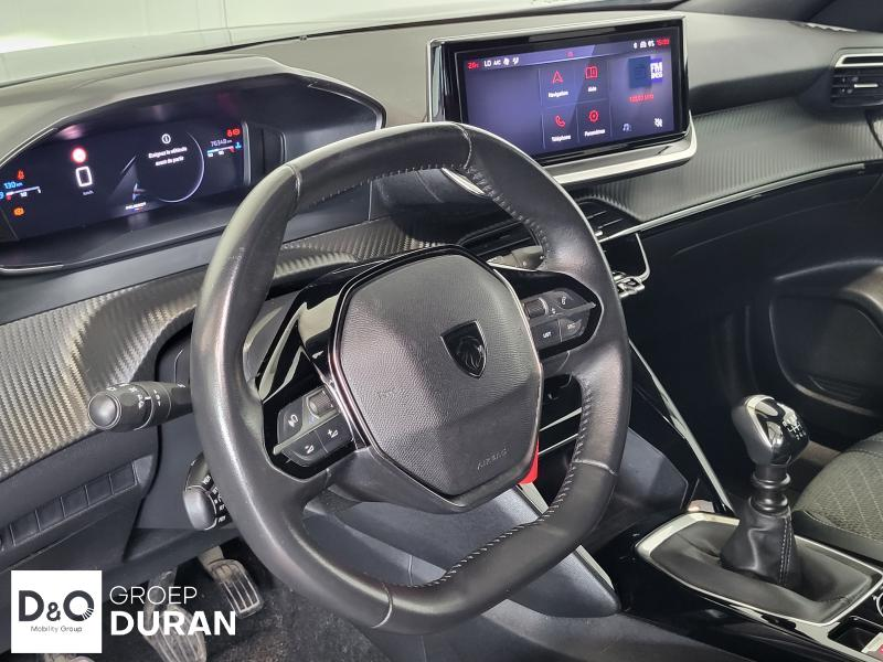Peugeot 2008 Allure 1.2 PureTech Man.6 — photo 15