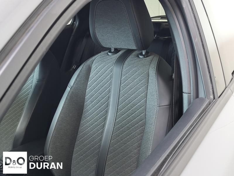 Peugeot 2008 Allure 1.2 PureTech Man.6 — photo 10