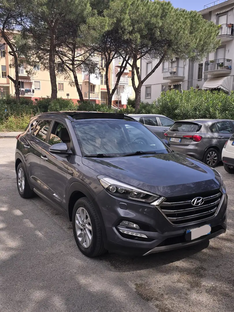 Hyundai TUCSON 1.7 crdi Xpossible 2wd 115cv - 1