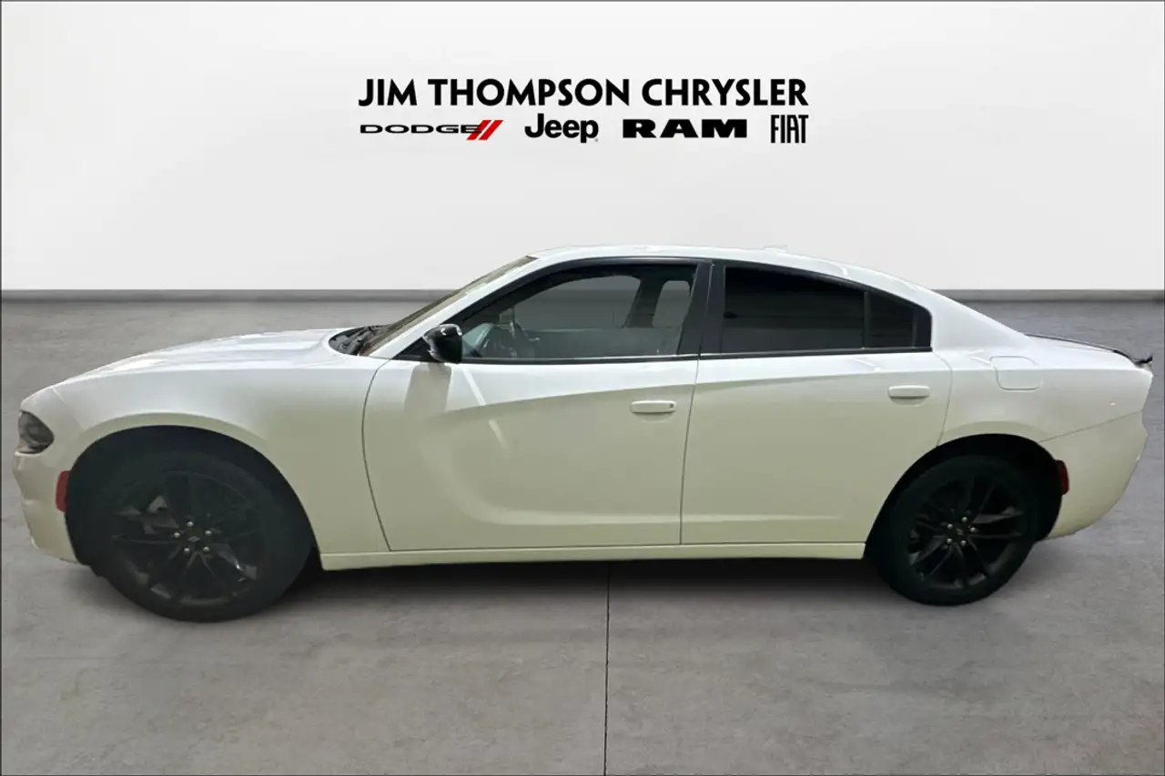 Dodge Charger снимка Dodge Charger