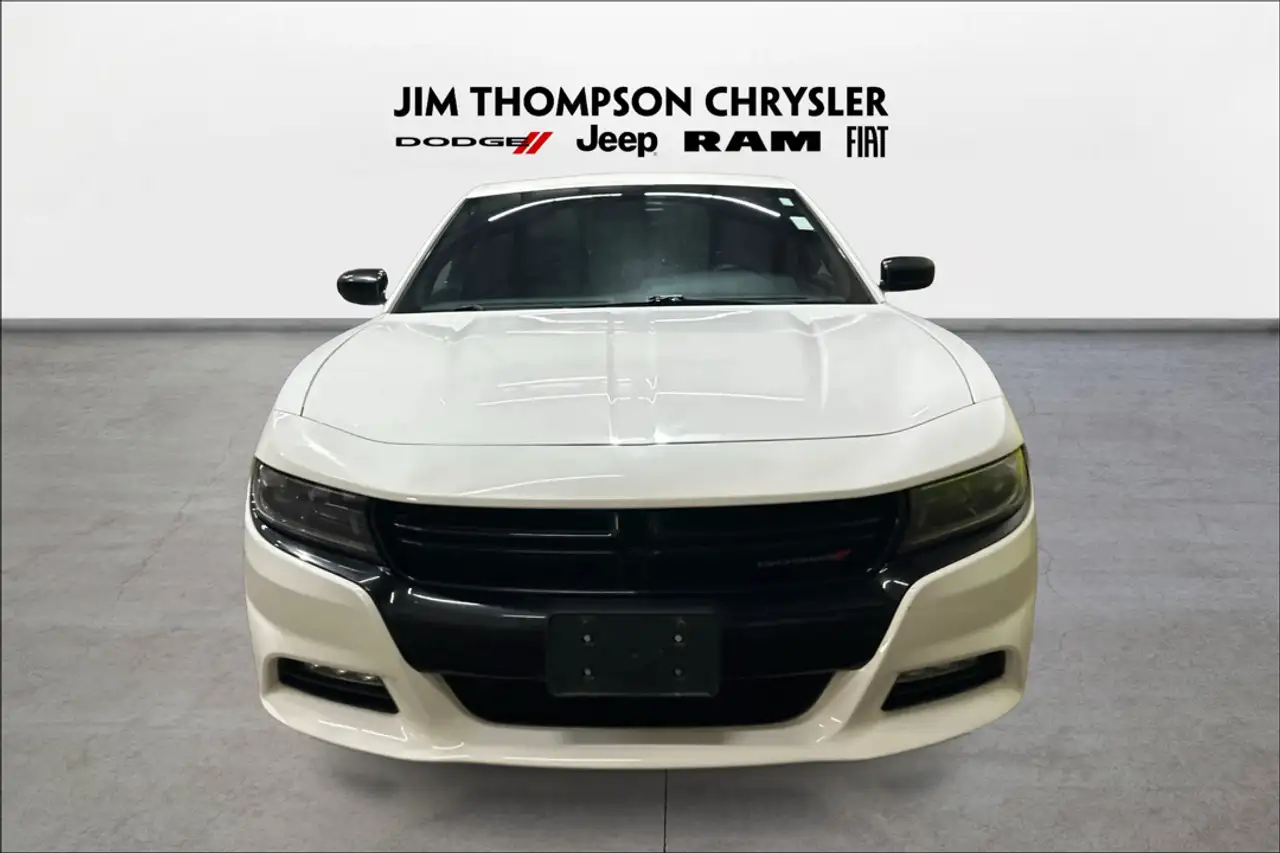 Dodge Charger снимка Dodge Charger