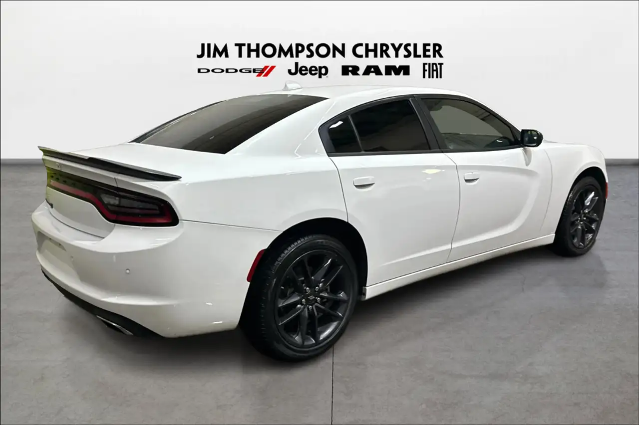 Dodge Charger снимка Dodge Charger