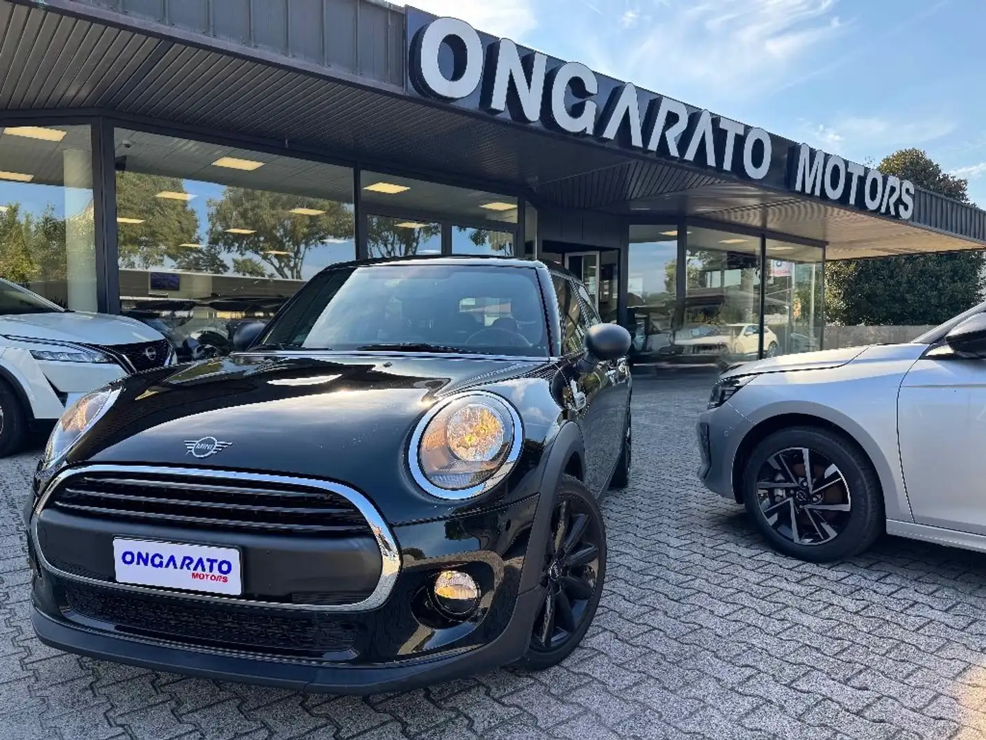 MINI One 1.5 One 5 porte Nero - 1