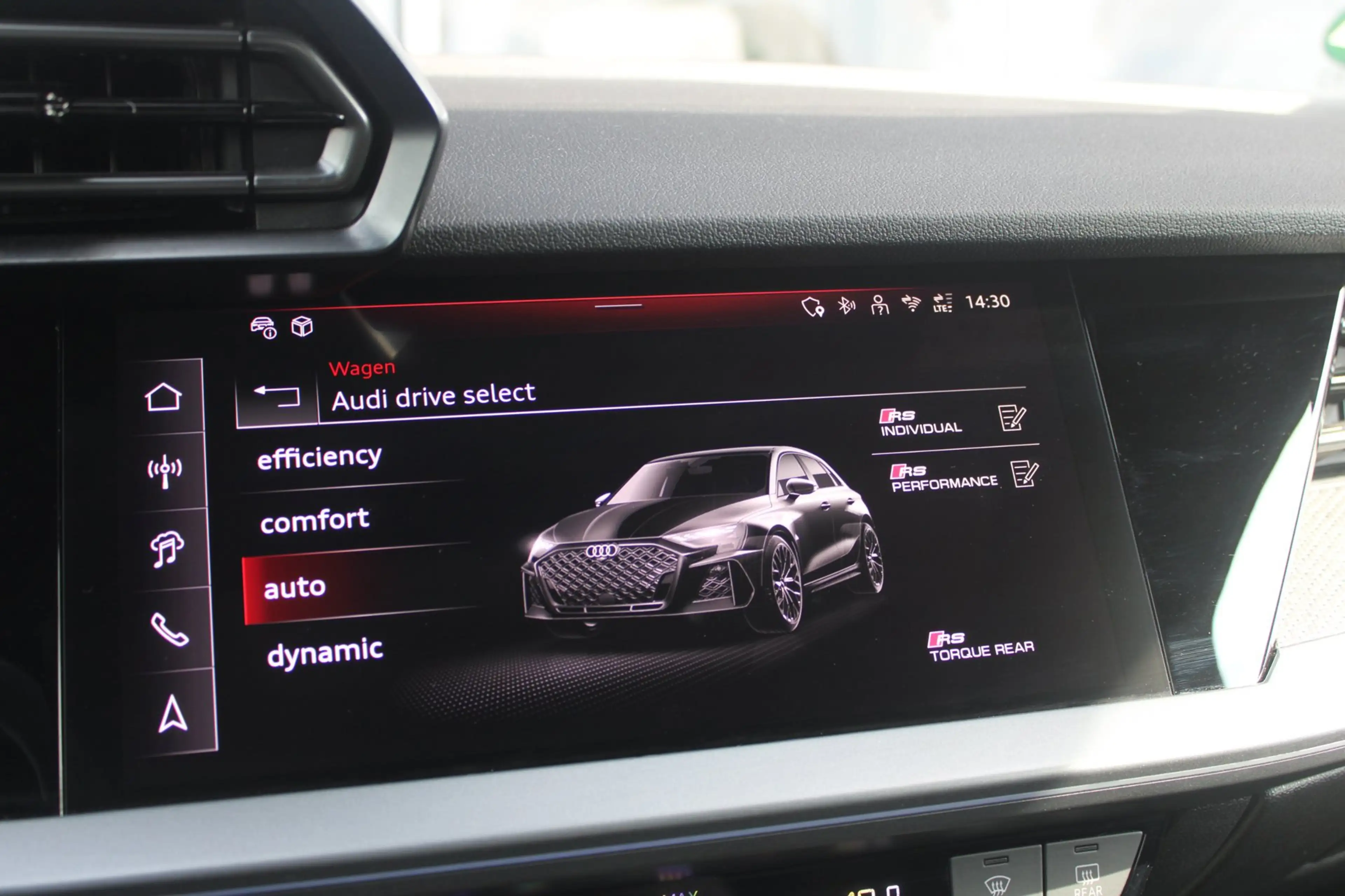 Audi RS3 Sportback 2.5 TFSI Quattro | Pano | Sonos | HUD | — photo 14