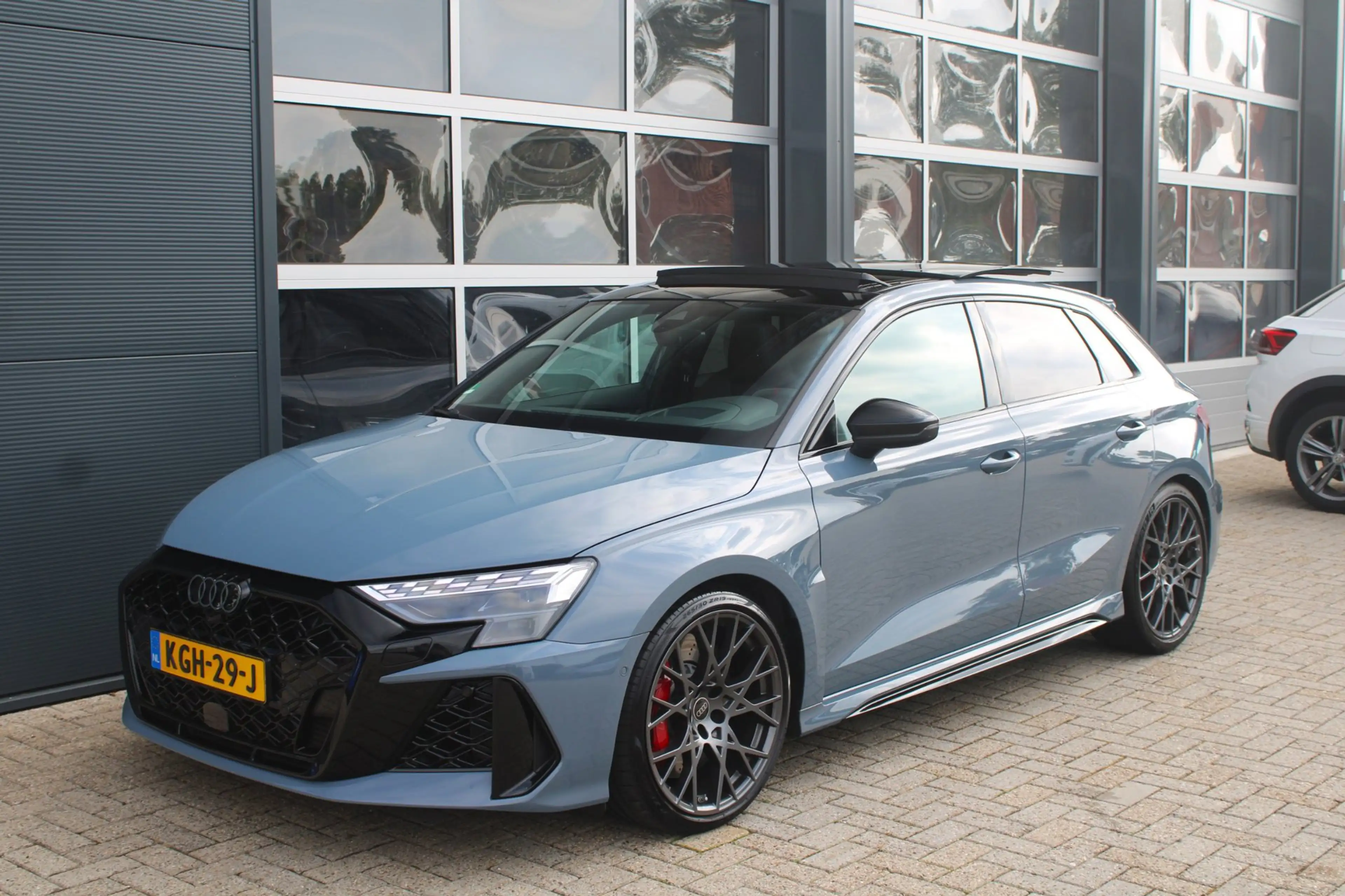 Audi RS3 Sportback 2.5 TFSI Quattro | Pano | Sonos | HUD | — photo 8