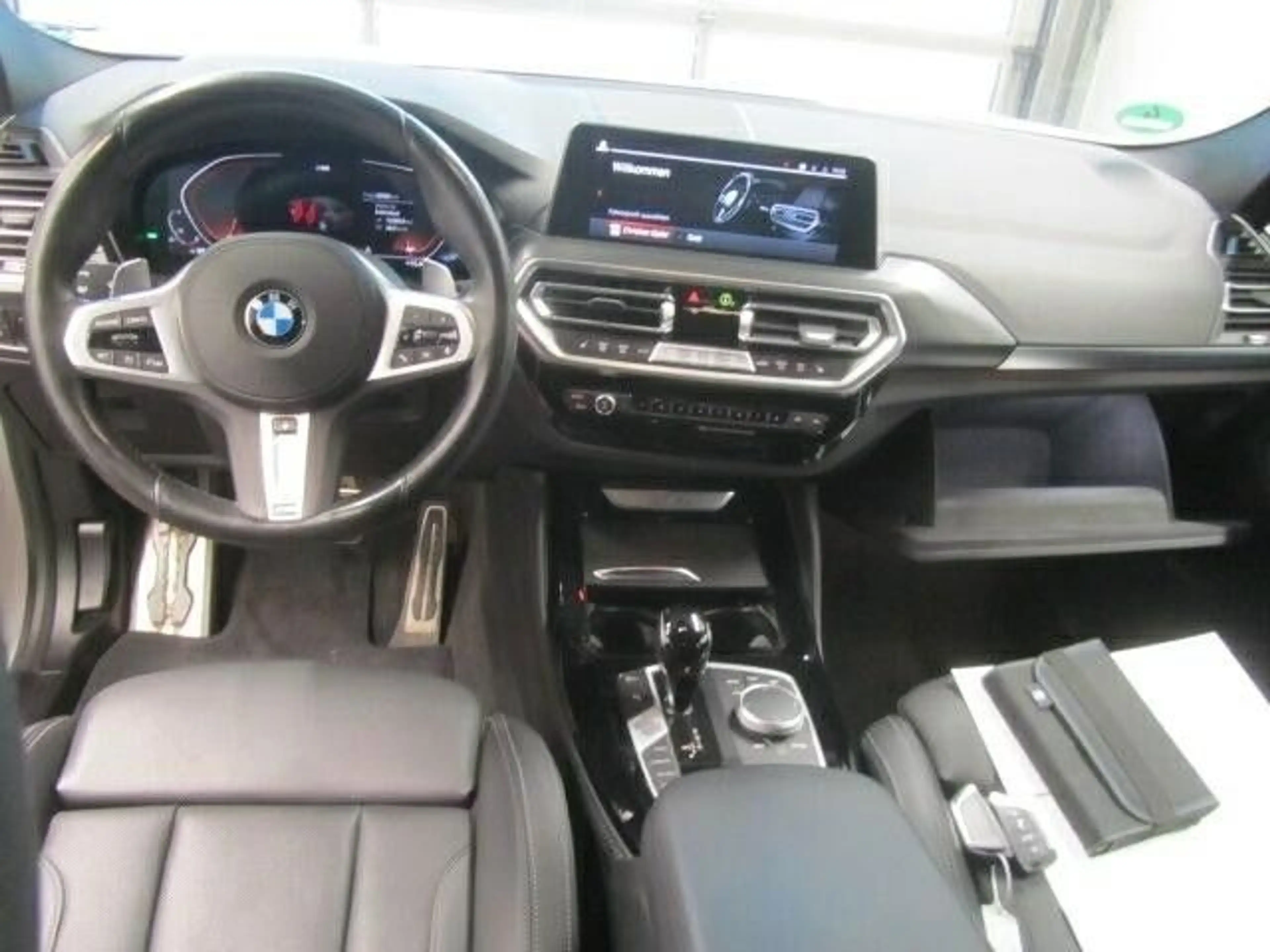 BMW X4 xDrive 20 i M Sport — photo 4