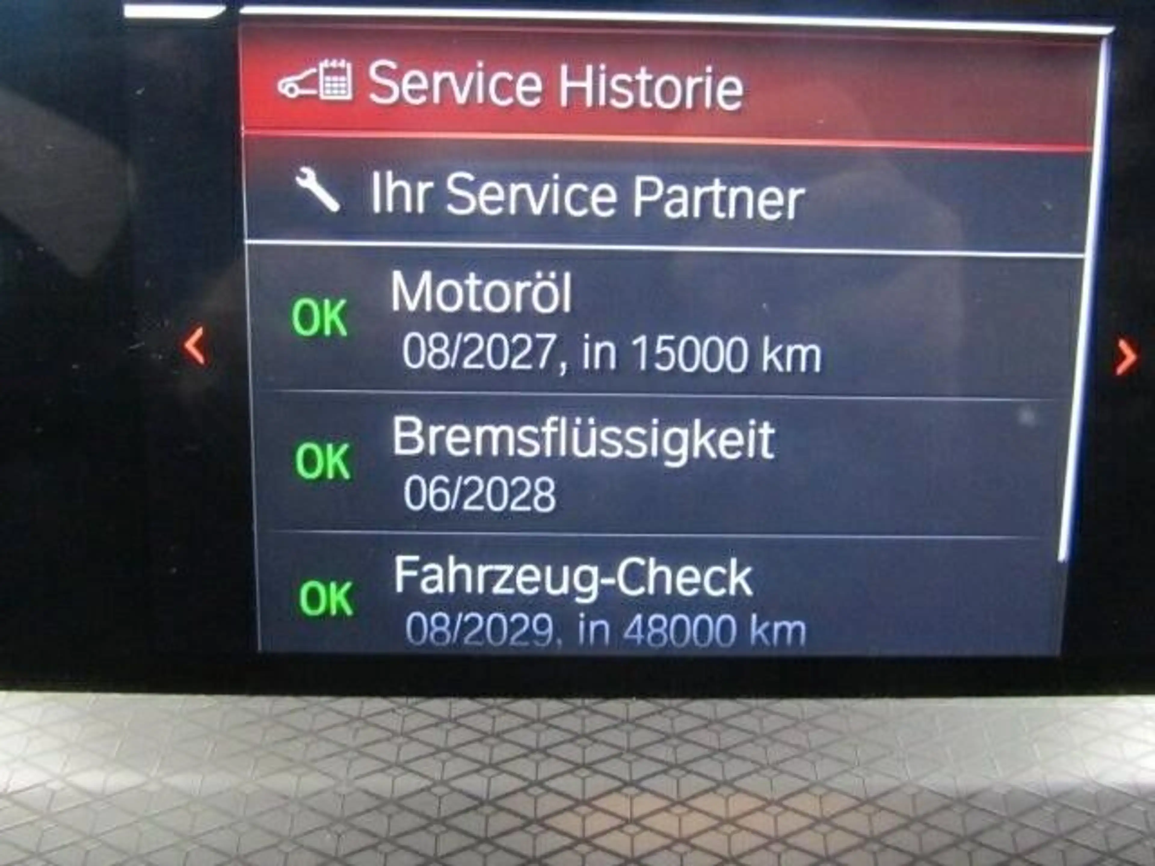 BMW X4 xDrive 20 i M Sport — photo 9