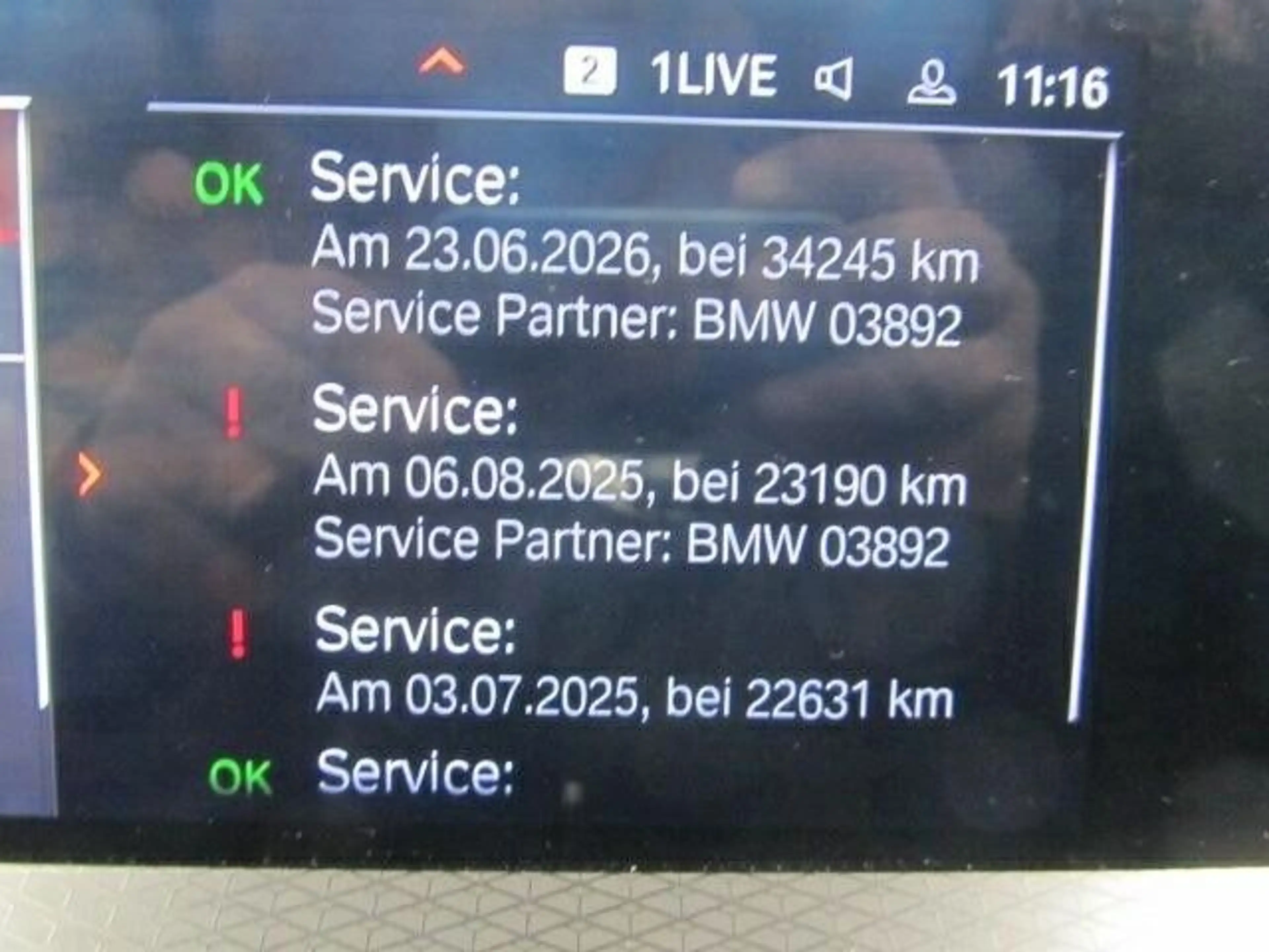 BMW X4 xDrive 20 i M Sport — photo 8
