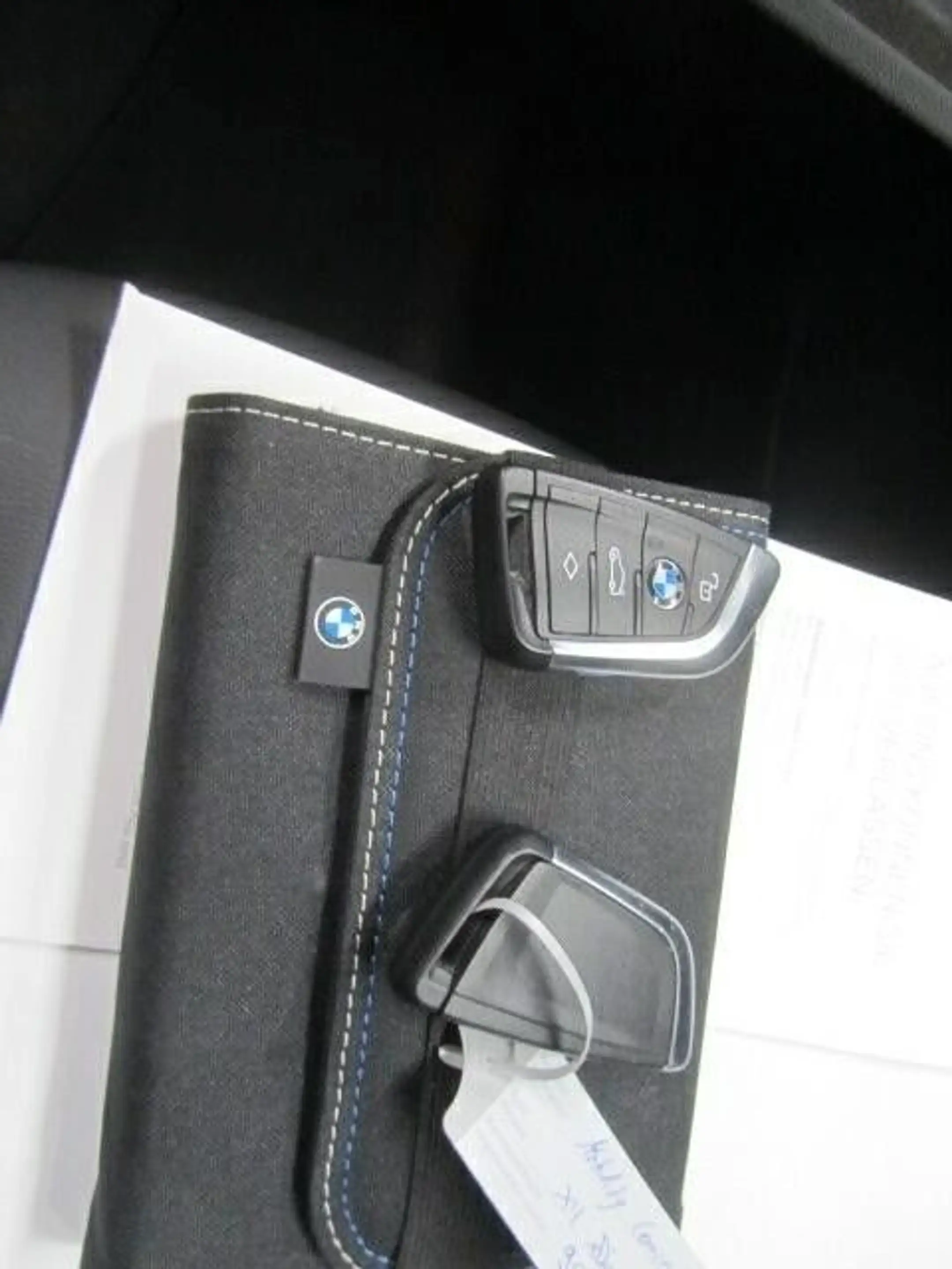 BMW X4 xDrive 20 i M Sport — photo 10