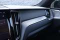 Volvo XC60 2.0 T6 Plug-in hybrid AWD Plus Black Edition | Bow Schwarz - thumbnail 14