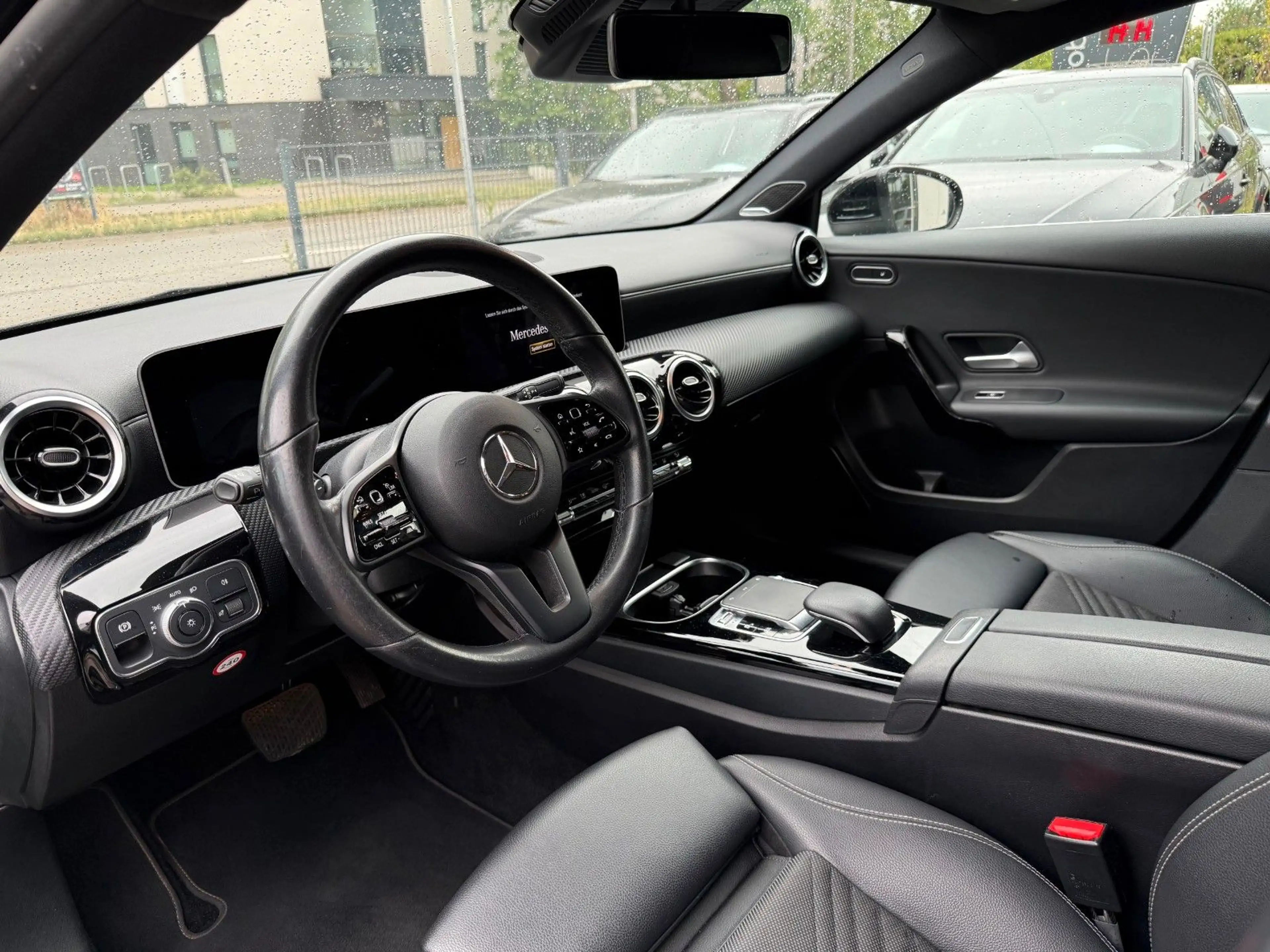 Mercedes-Benz A 220 d*LED*Burmester*MBUX*ACC — photo 5