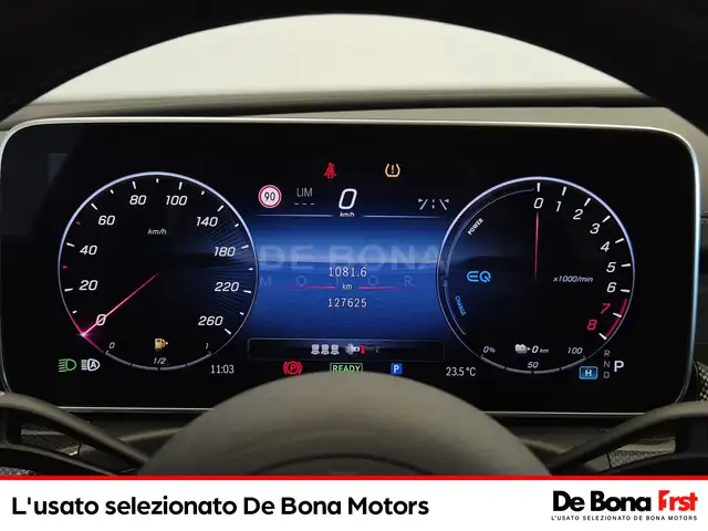 Mercedes-Benz C-Class view 11