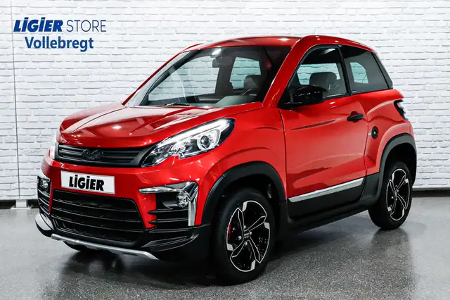 Ligier JS 60 Chic / Stuurbekrachtiging / 4 nieuwe All season ba