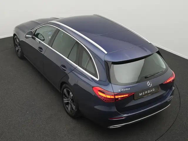 Mercedes-Benz C-Class view 13